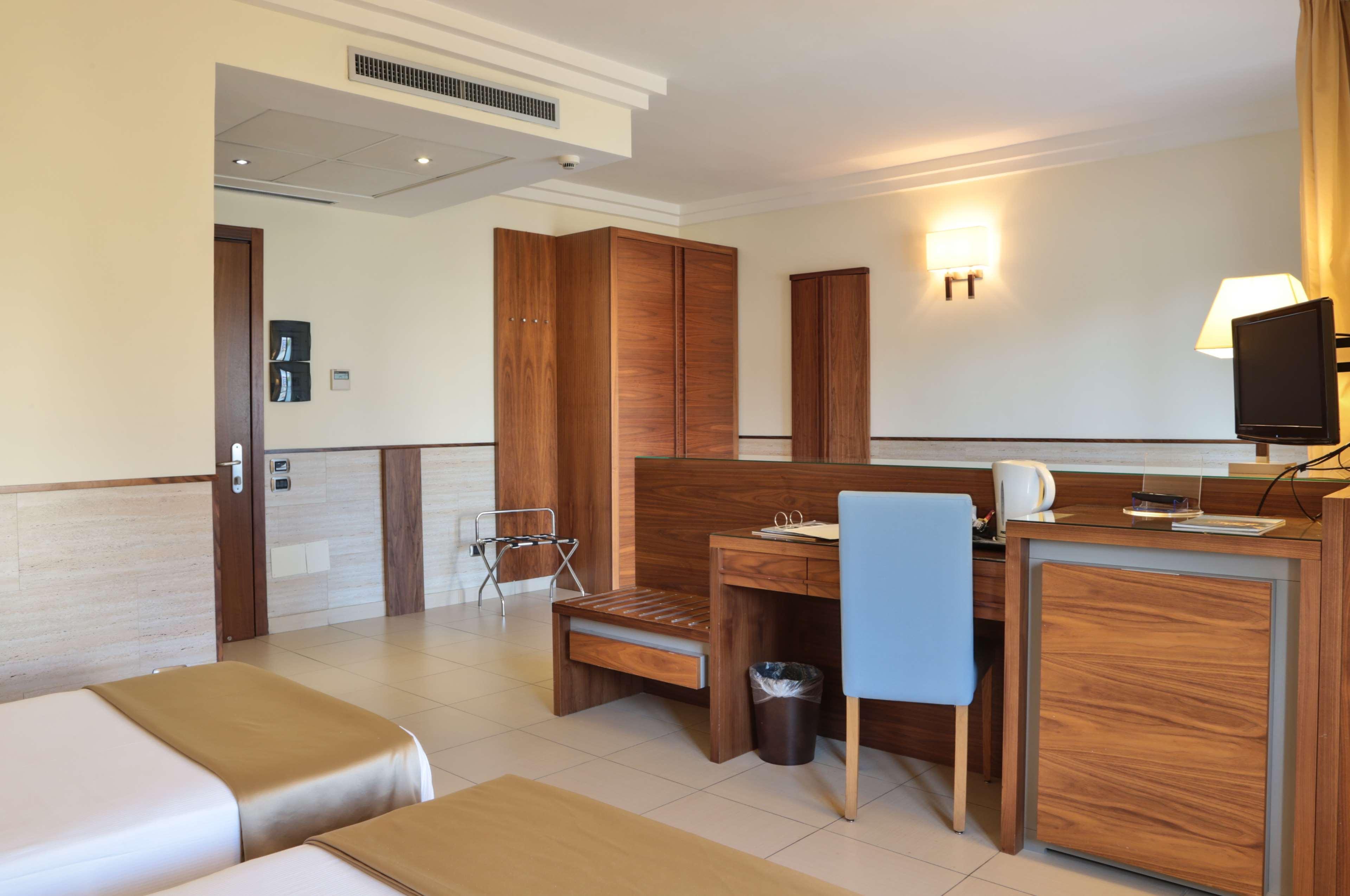 Suites & Residence Hotel Поццуоли Экстерьер фото