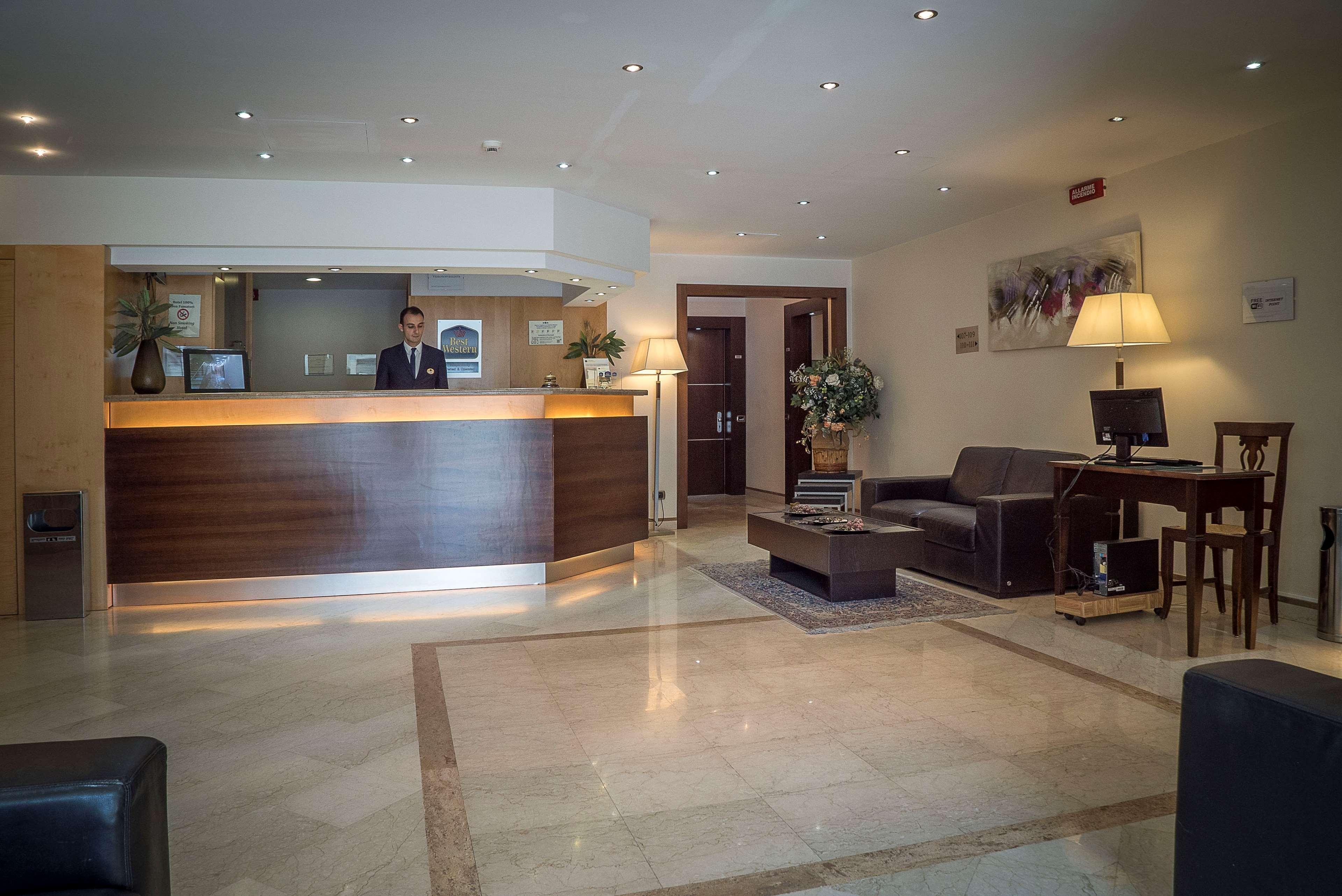Suites & Residence Hotel Поццуоли Экстерьер фото