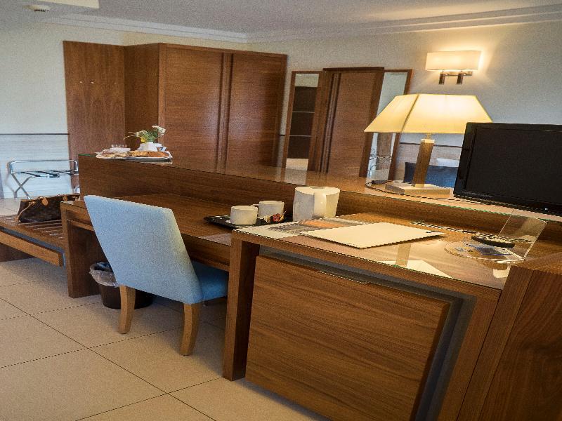 Suites & Residence Hotel Поццуоли Экстерьер фото